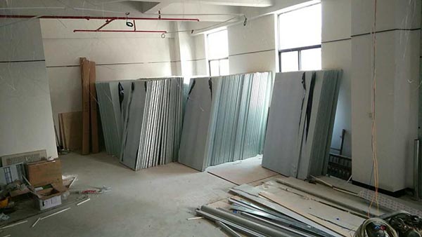 吊頂輔材材料庫一角 吊頂輔材材料庫一角